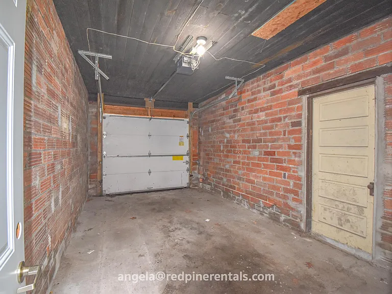 1832 Crafton Blvd #B — Photo 20