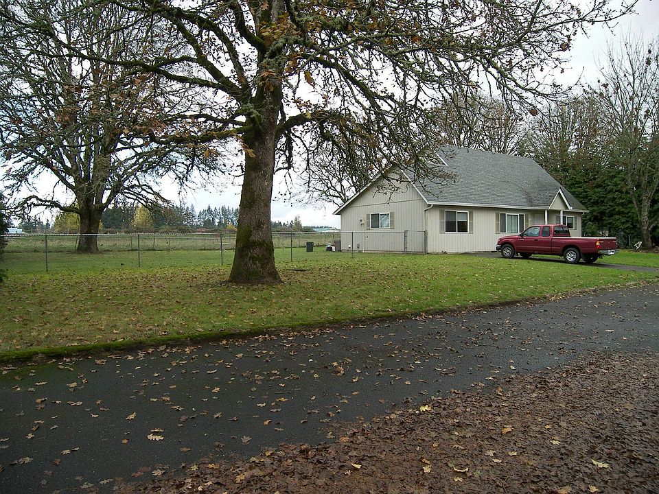 Large Lot On Quiet Dead End Street