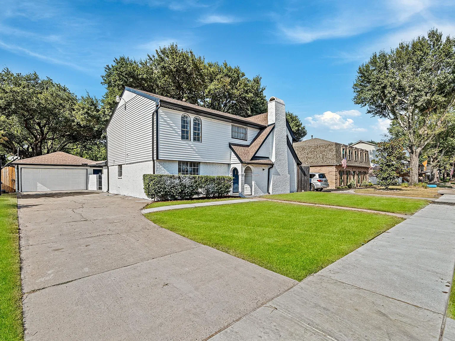 3 bed, 2.5 bath, 2265 sqft, $3,950 — Photo 4