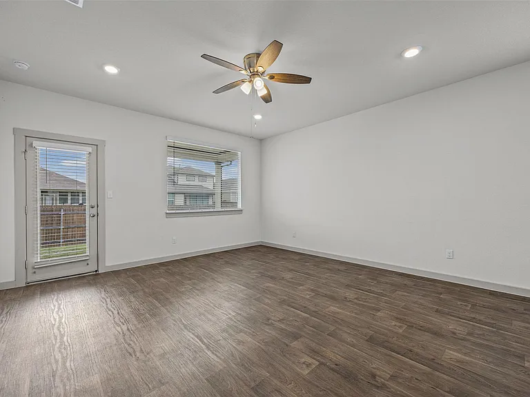 231 Lavaca River Ln — Photo 8