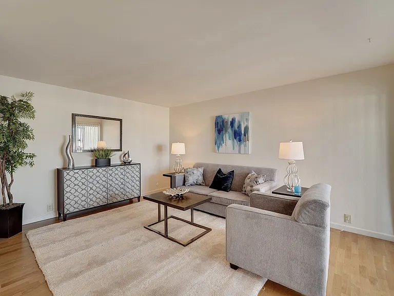 Berkeley Park Apartments — Photo 50