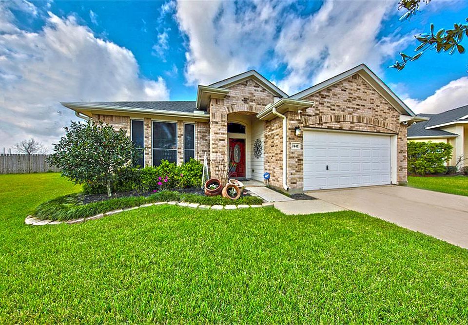 1st image of 7442 Jacobs Well Dr