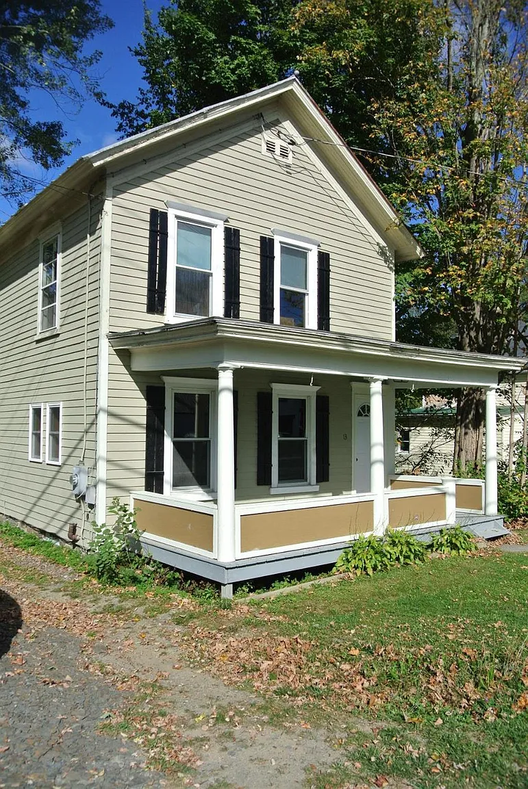 13 S Main St photo 1