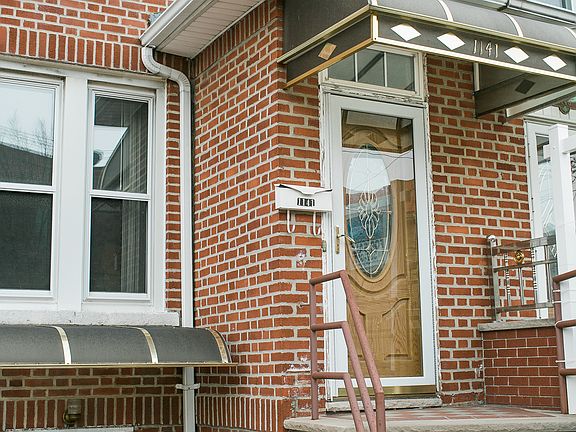 3rd image of 1141 74th St #02