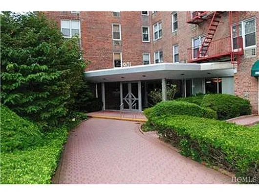 Sold by Douglas Elliman | media 10