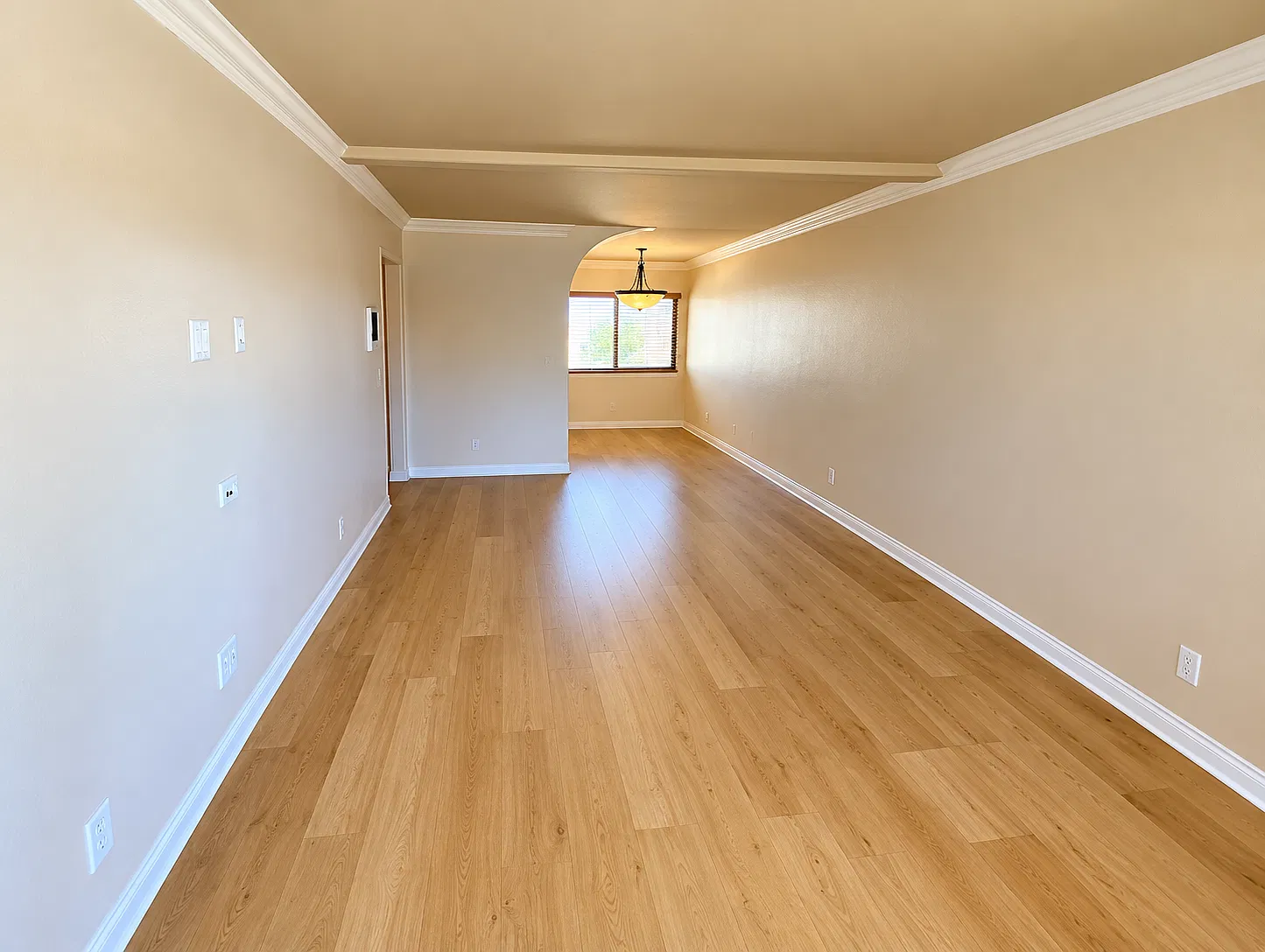 2 bed, 750 sqft, $2,495 — Photo 4