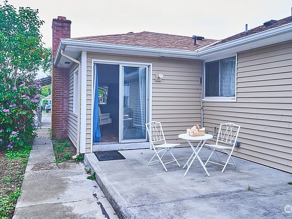 3rd image of 7617 Fawcett Avenue