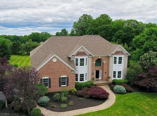 4 Fieldcrest Rd, Chester, NJ 07930