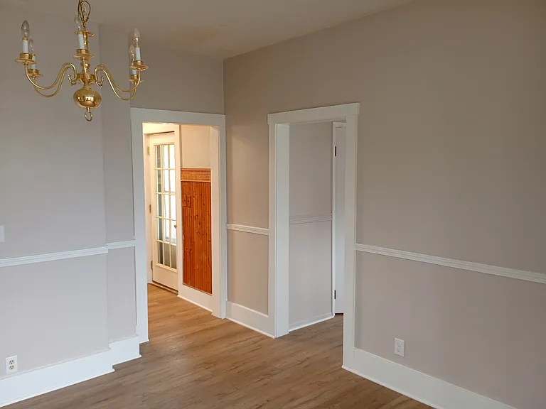 501 W Main St — Photo 23