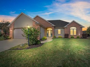 545 Cricketeer Ct, Bluffton, IN 46714