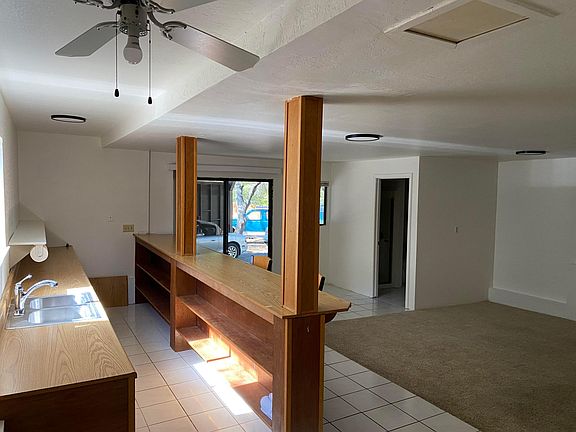 Bedroom/Entertainment Room