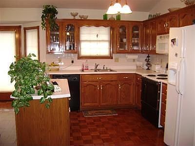 3rd image of 1009 Nelson Dr