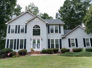 310 Oleander Ln, Spartanburg, SC 29303