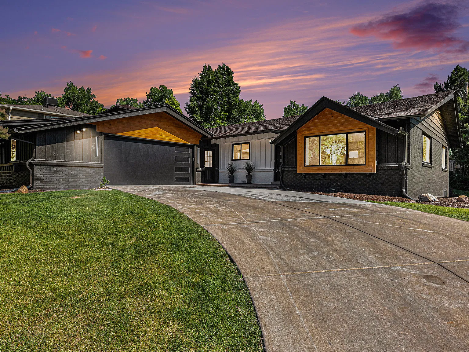 5 bed, 3140 sqft, $6,500 — Photo 1
