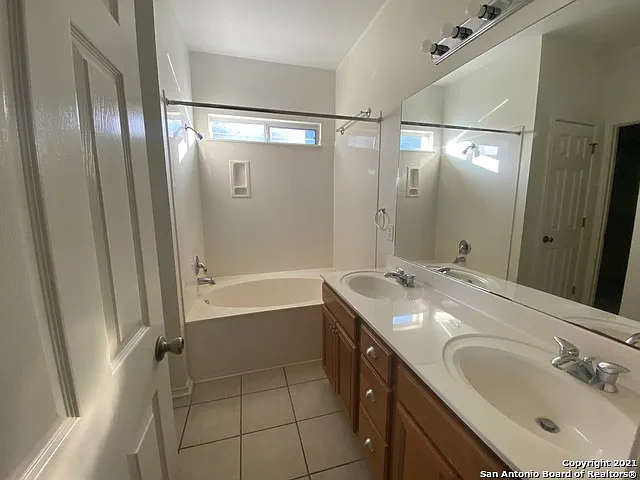 8642 Tioga Pass — Photo 5
