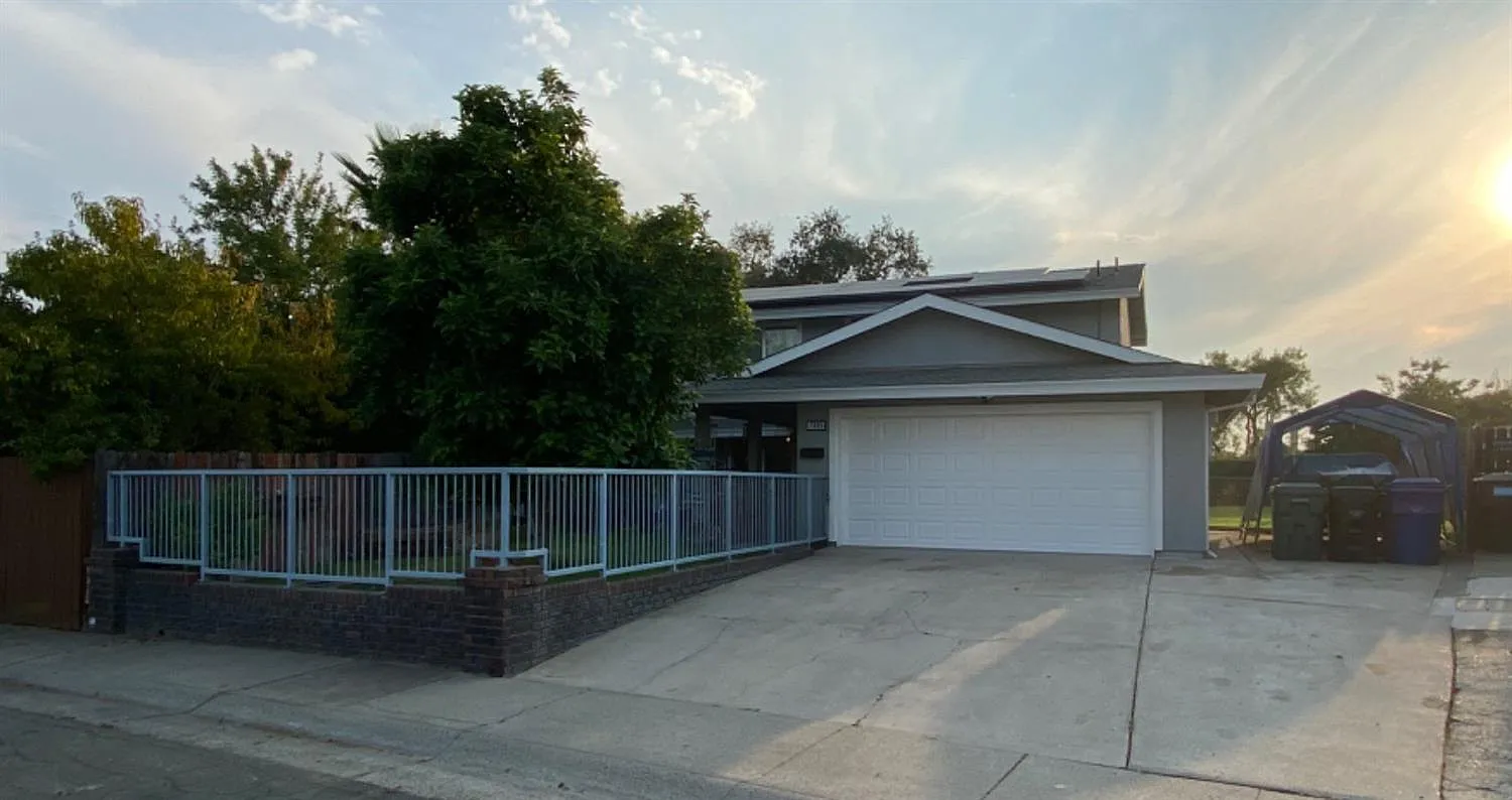 7305 Danfield Cir photo 1