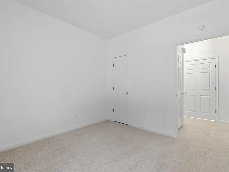 1640 Fallowfield Ct #1640 — Photo 17