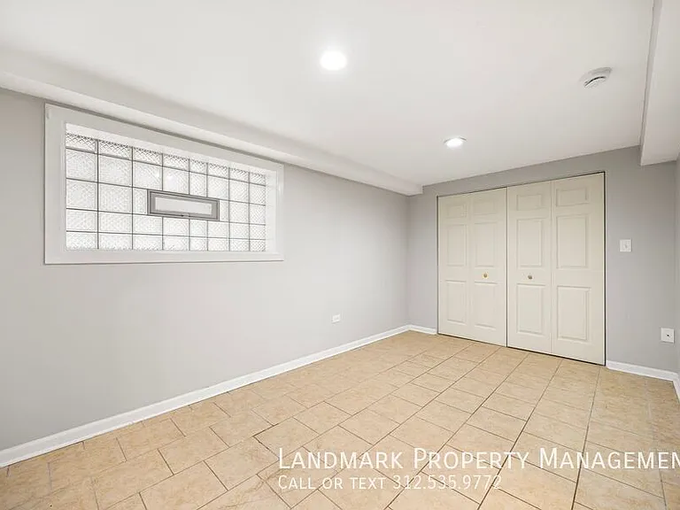4343 W Drummond Pl #G — Photo 8