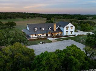 862 Grape Creek Rd, Fredericksburg, TX 78624