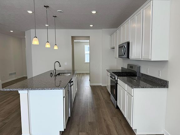 3rd image of 278 Dowler Dr Lot 350