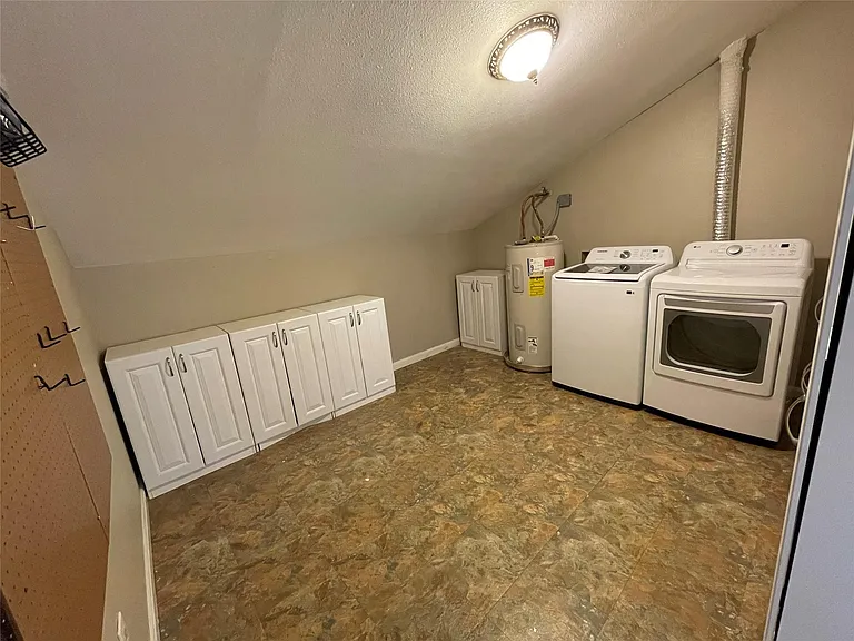 12315 Glenview Dr — Photo 16
