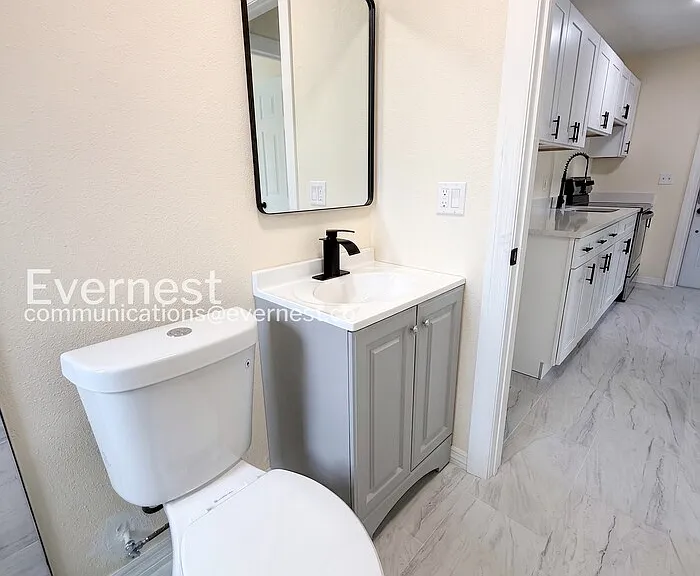 5680 28th St N #D5 — Photo 8