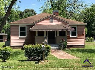 124 Meadowdale Dr, Warner Robins, GA 31088