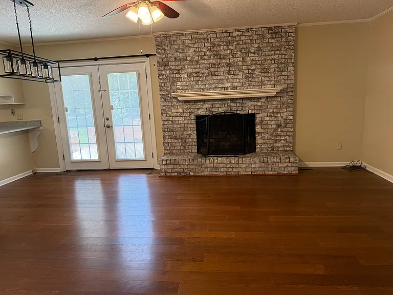 1457 Mary Ann Ave — Photo 9