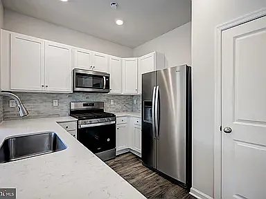 237 Mazzeo Dr — Photo 7