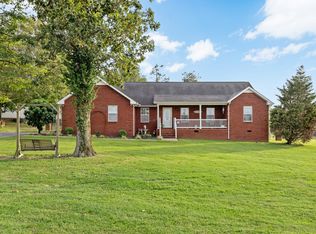 1718 Abiff Rd, Burns, TN 37029