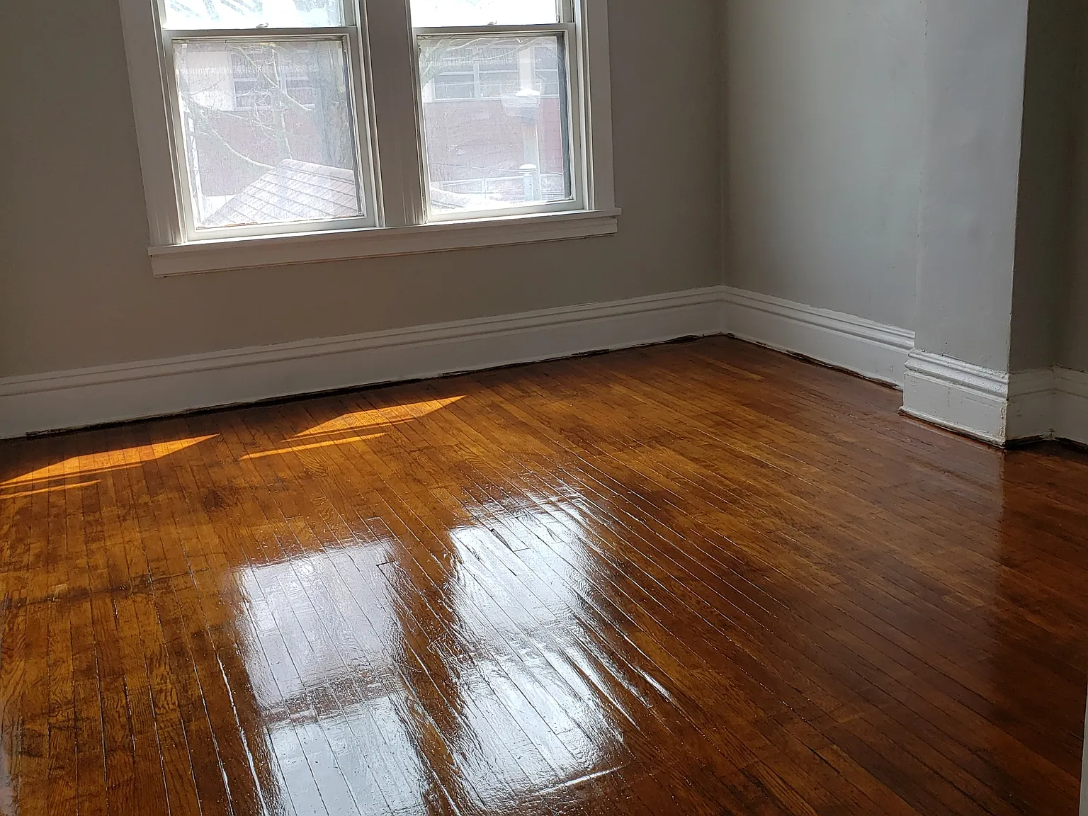 706 Broadway/ 7 S. 7th St — Photo 1