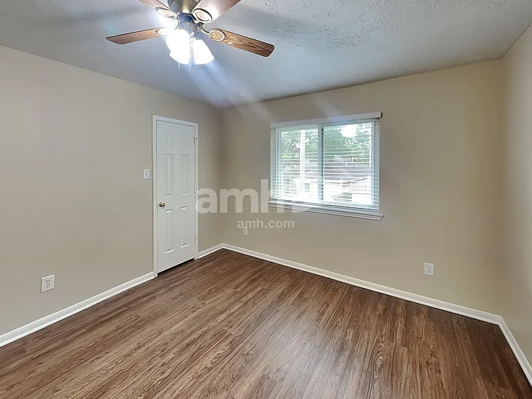 26887 Castlecliff Ln — Photo 18