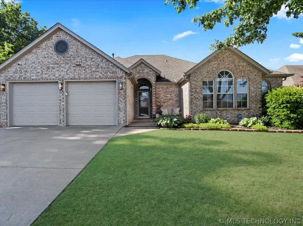 10218 E 114th Pl S, Bixby, OK 74008