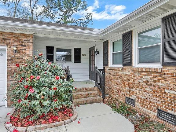 2nd image of 701 Kings Grant Ct
