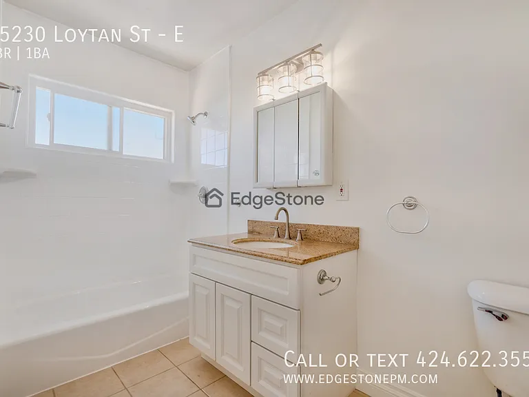 25230 Loytan St #E — Photo 10