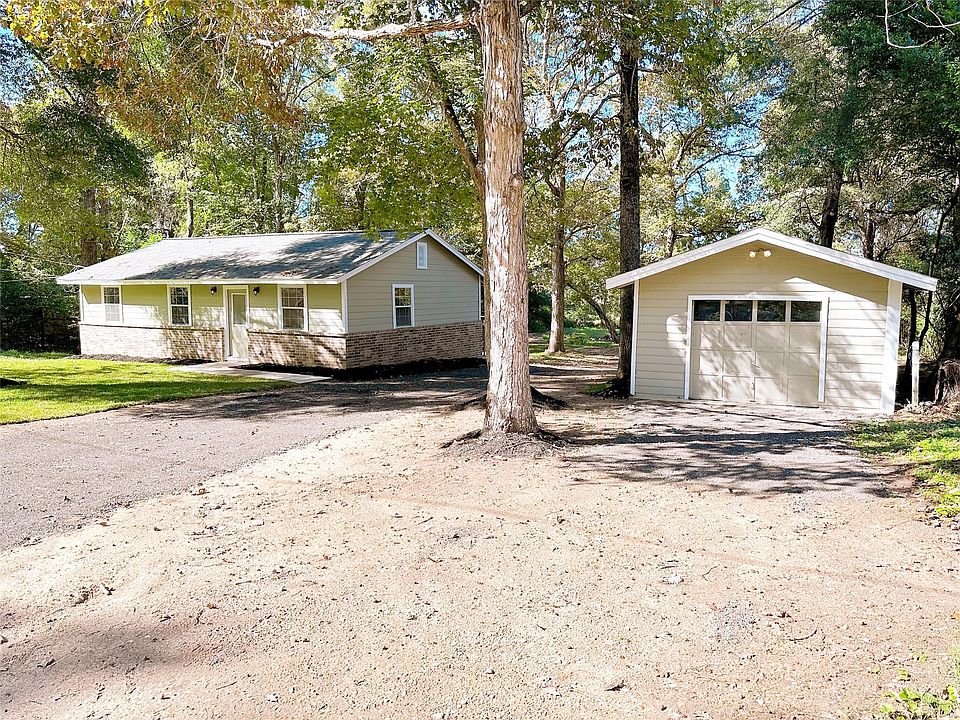 1st image of 15037 Dogwood Ln