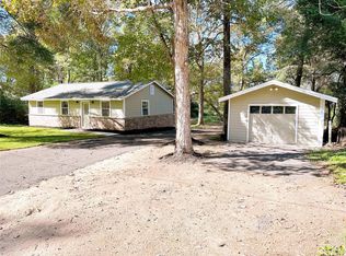 15037 Dogwood Ln, Conroe, TX 77303