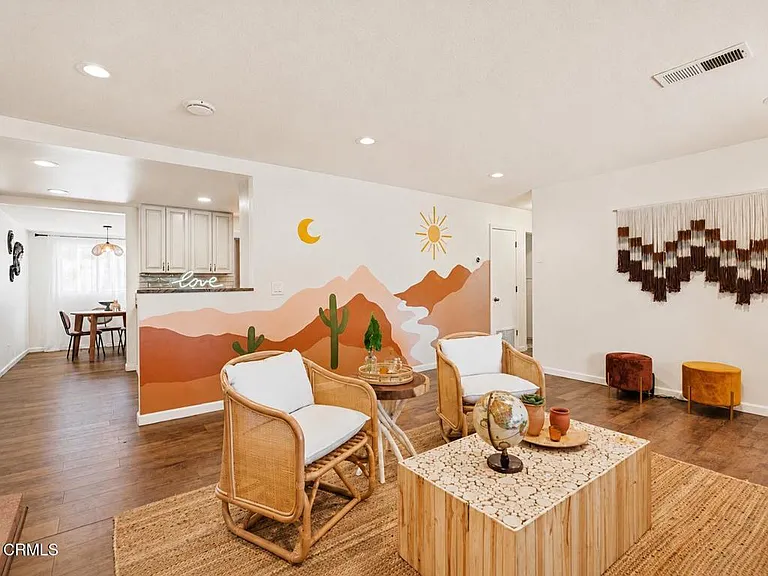 6770 Joshua Ln — Photo 3