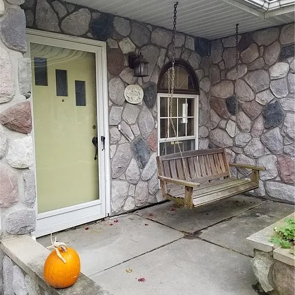 45819 Seven Mile Rd — Photo 3