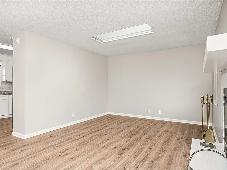 150 Pomeroy Dr — Photo 37