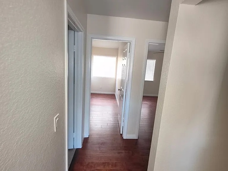 4084 Oregon St — Photo 15