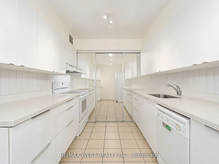 3300 Don Mills Rd #510 — Photo 5