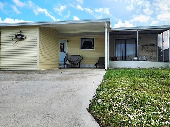 2nd image of 526 Hemingway Terrace #F-02