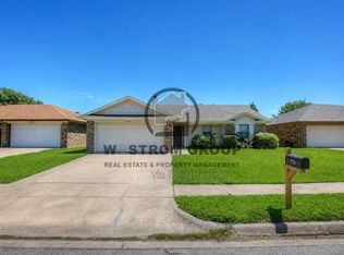 7724 Pebblebrook Dr, Watauga, TX 76148
