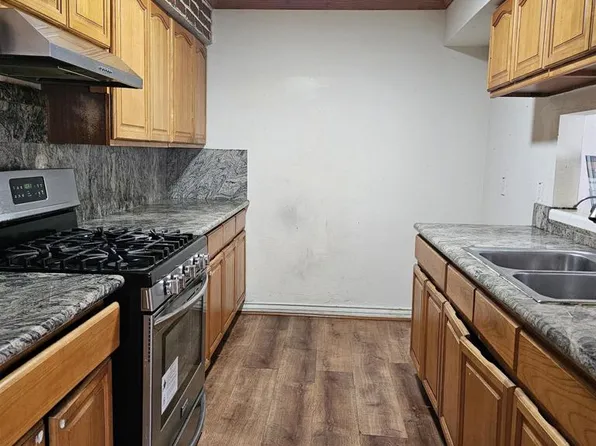 13921 Parkway Dr #68, Garden Grove, CA 92843