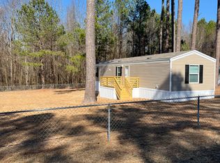 102 Shady Ln #102, Raeford, NC 28376