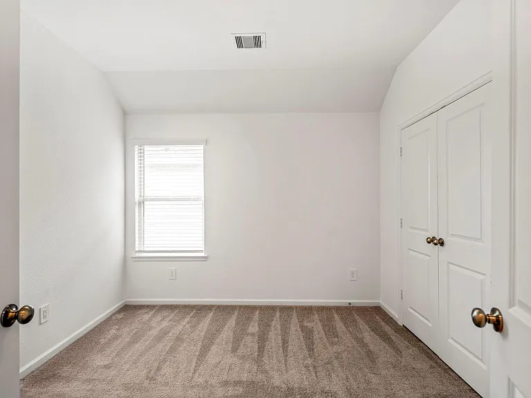 613 Royal Arch Dr — Photo 27