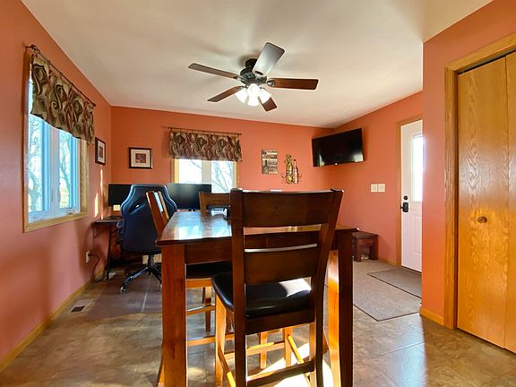 5th image of 14779 Kestrel Ave