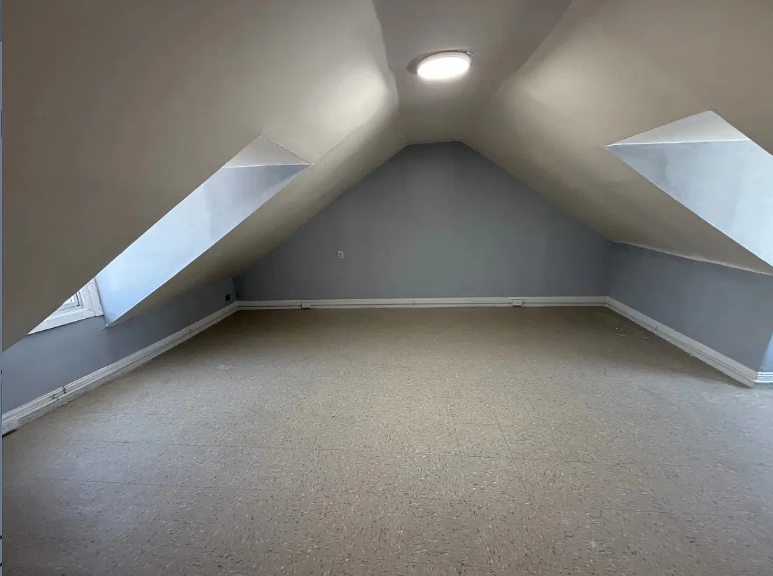 4 bed, 1040 sqft, $1,550 — Photo 4