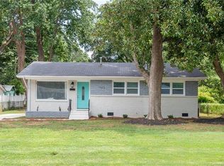 1945 Windham Pl, Charlotte, NC 28205